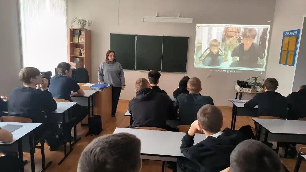 ✅ В рамках единого дня профилактики 30 апреля социальный педагог Ходнева Н. Ю. провела ...