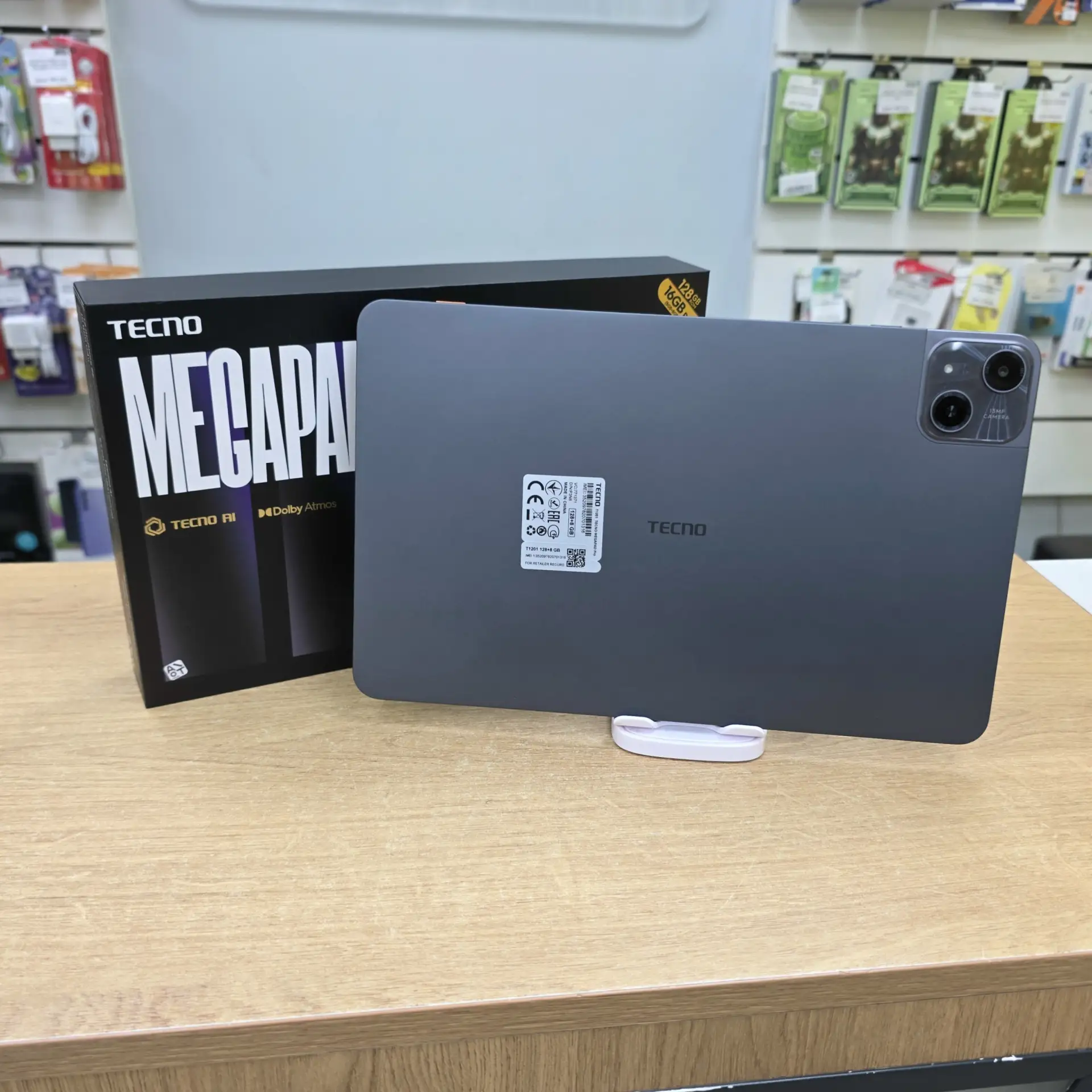 Tecno Megapad Pro T1201 - почти новый планшет по выгодной цене