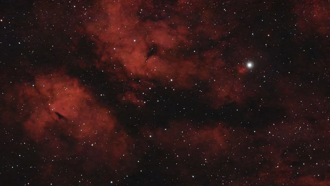 Туманность IC 1318B и IC 1318C (туманность бабочка)