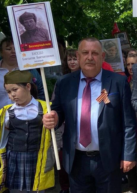 Администрация Кировского муниципального округа поздравляет с Днём Рождения директора МБ...
