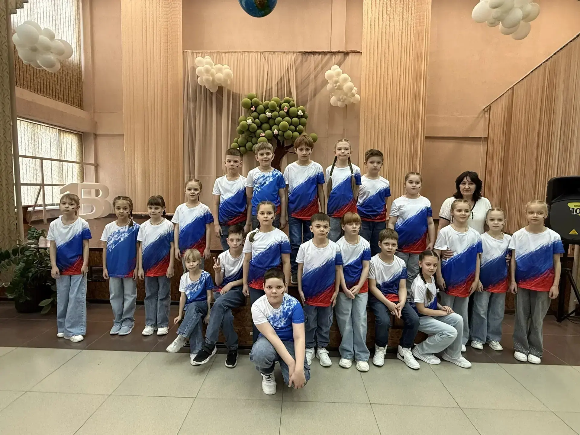 🇷🇺 #ПоднятьФлаг