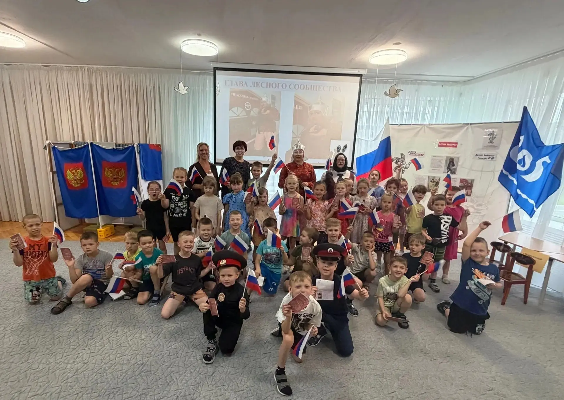 В киришском детском саду «Сказка» прошли сказочные выборы

🙌🏻 Юные жители города Кириши познакомил
