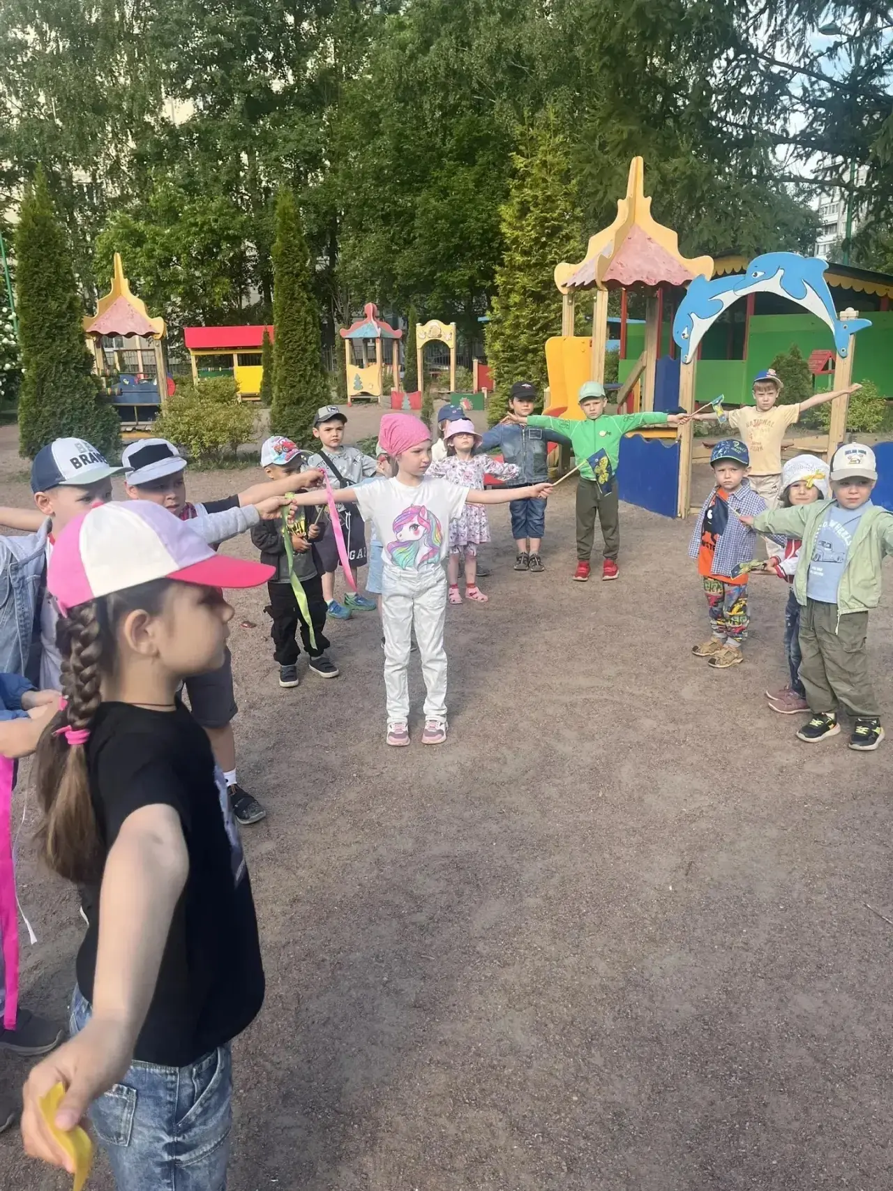 Солнечное, тёплое утро. ☀️ 
Впереди целый летний день, когда можно узнать столько всего интересного 