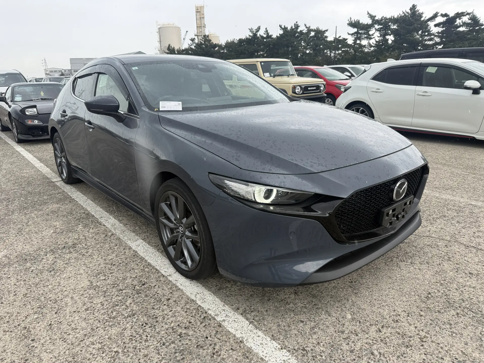 Mazda 3 прибыла на стокярд