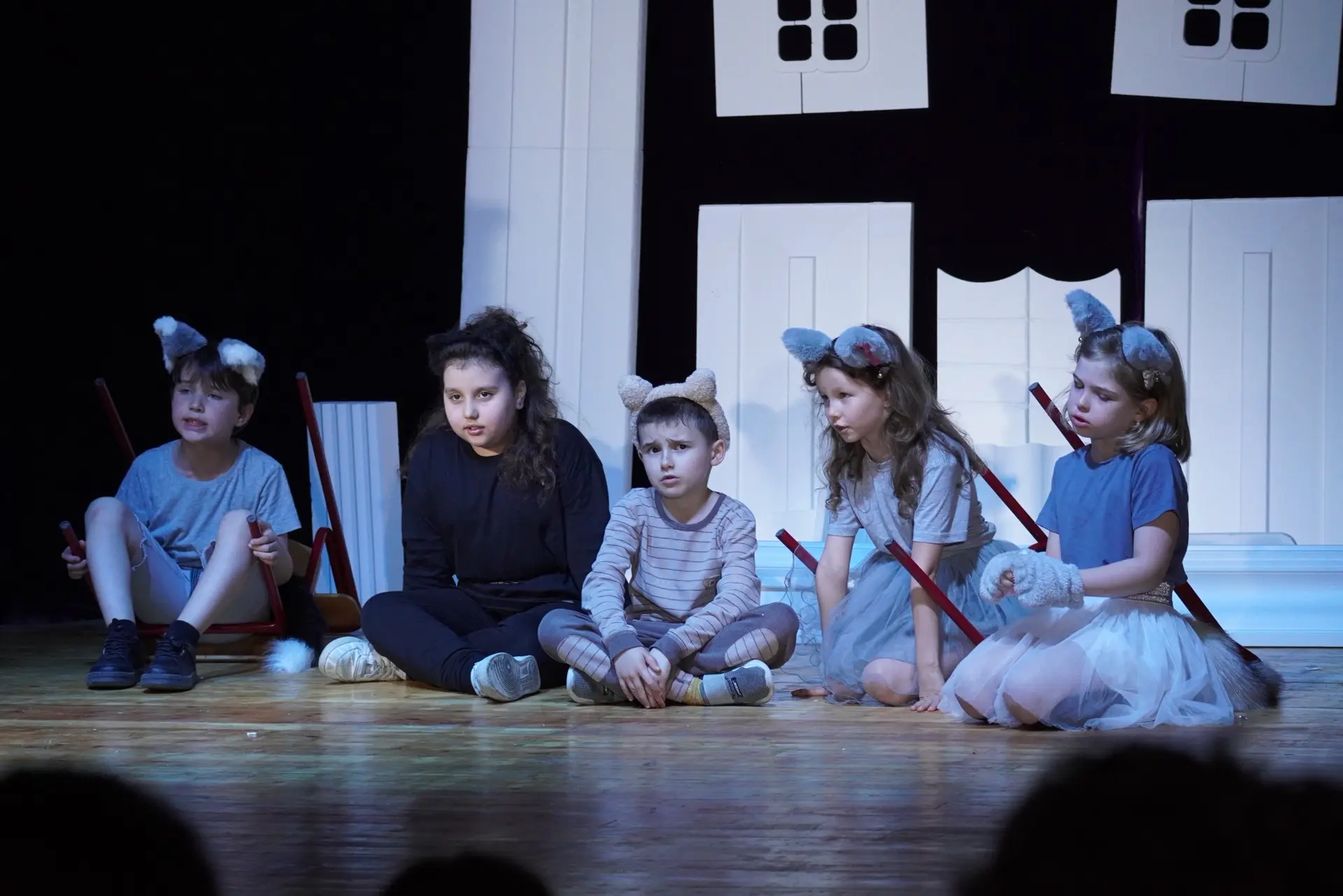Новый спектакль 😍  🎭 Вчера наши самые юные актеры театральной студии «ТИМ» представили зрителям спек