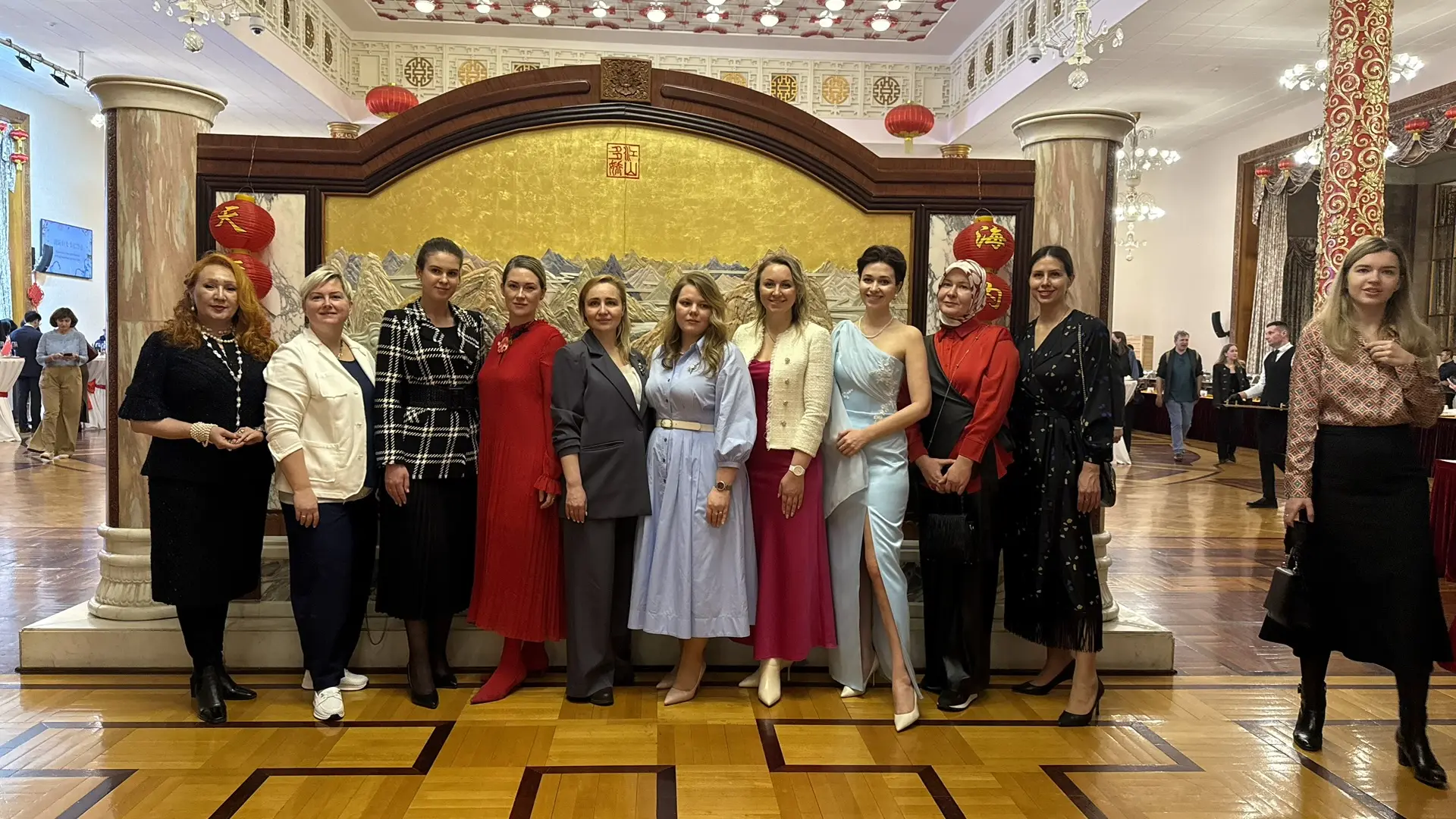 Дорогие сторонники!  Пола Романова-наш патриотический голос фонда «Страна-Семья.Единство.Будущее.» и