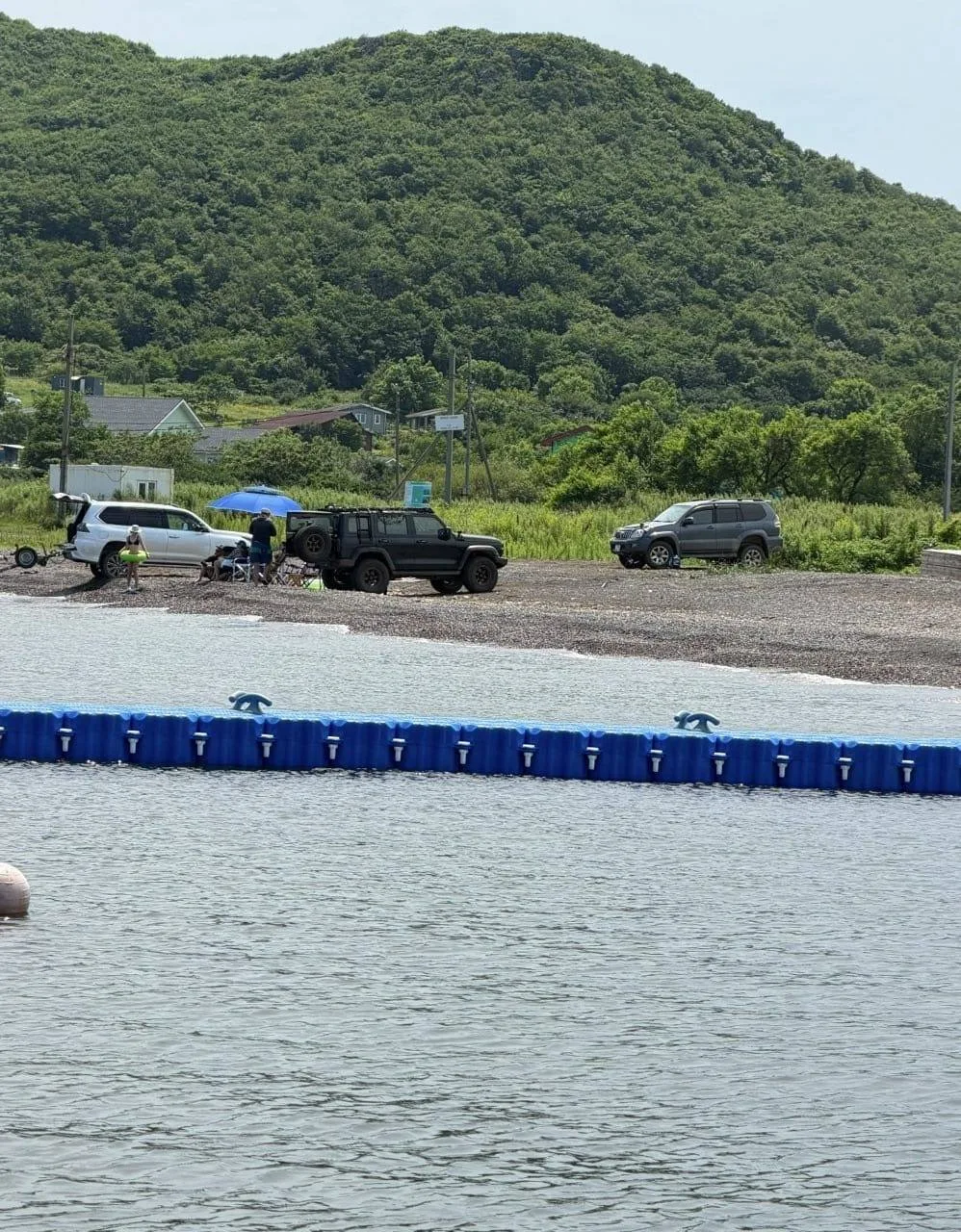 Водитель гидроцикла врезался в пирс на острове Рейнике                                              