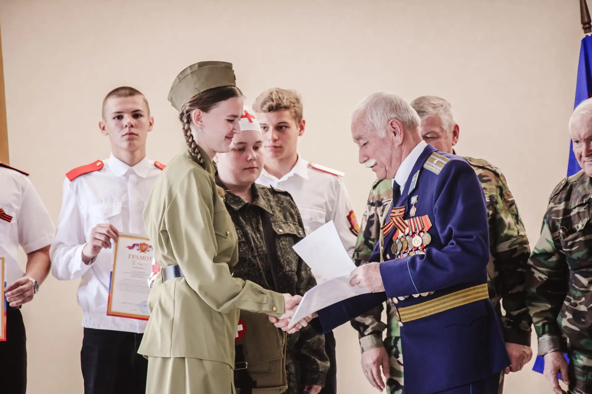 🕊️ 81-я годовщина Великой Победы: в КПТ прошёл праздник памяти и славы  🎗️В Кореновском политехничес