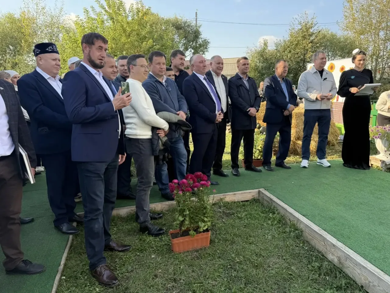 ✨ Ярко, шумно и с душой: во дворе нашей школы открылся Музей народного творчества! 🏺✨