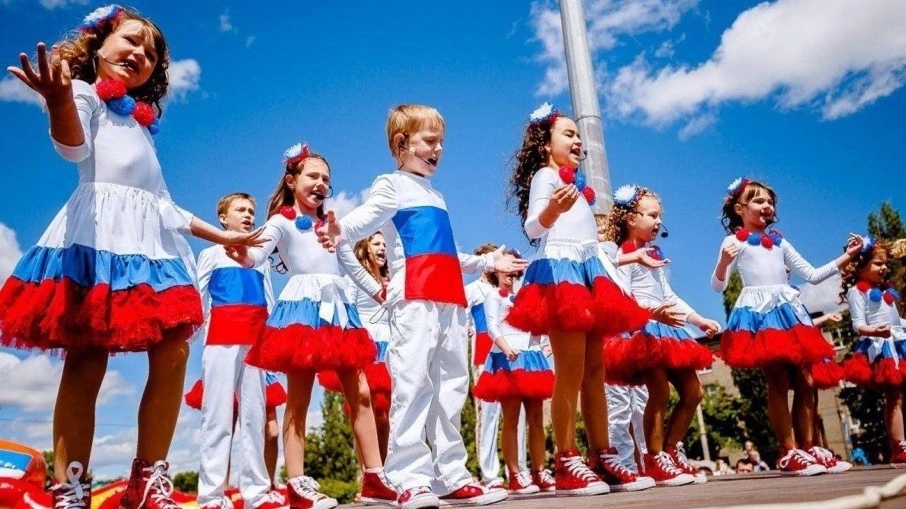 Сообщаем о работе бесплатного информационного портала https://deti-inform.ru/ , на котором формирует