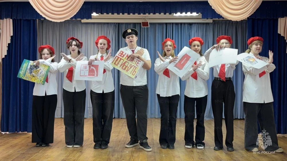 🎉 Дружины юных пожарных Орловщины соревнуются за звание лучших   В городе Орле состоялись первые зон