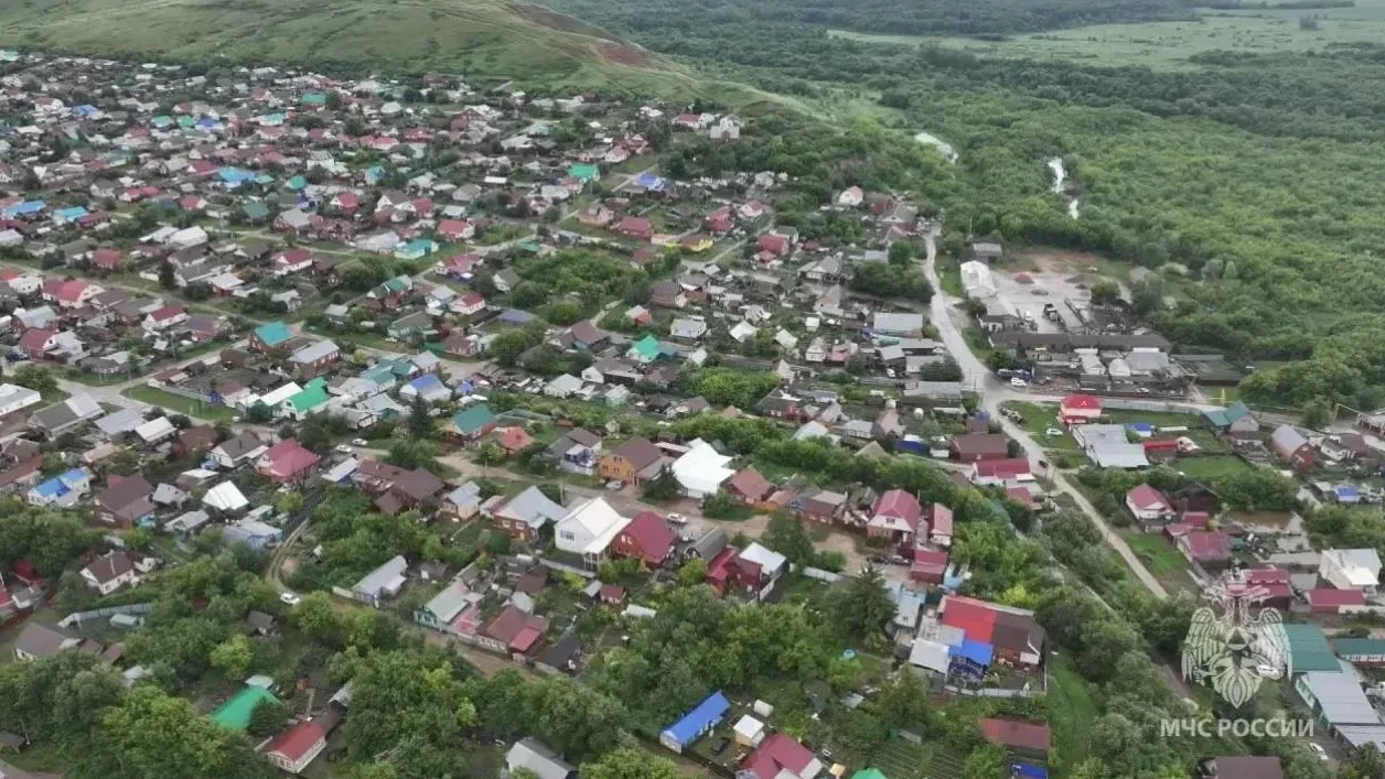 На территории 5 муниципальных образований Оренбуржья подтоплены 188 жилых домов, 361 приусадебный уч