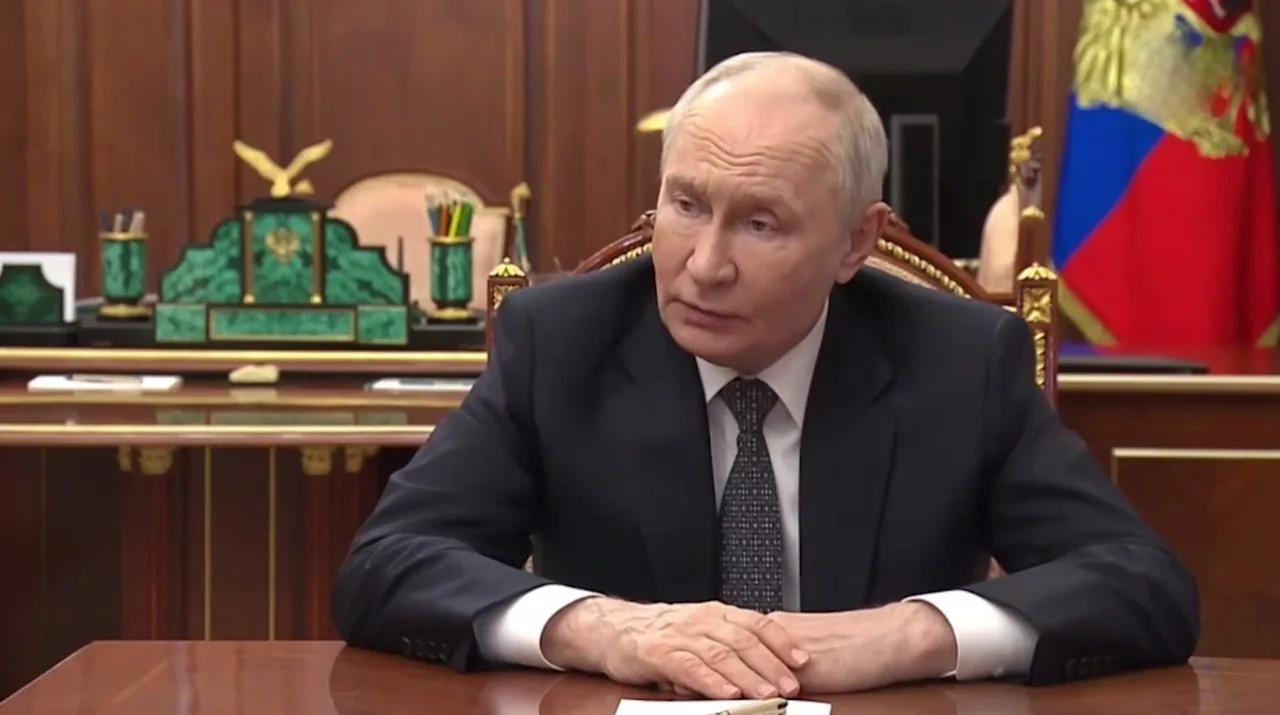 ⚡️Россия никогда ни от кого не отгораживалась и не собирается этого делать, — Путин.

👉 Топор Live.
