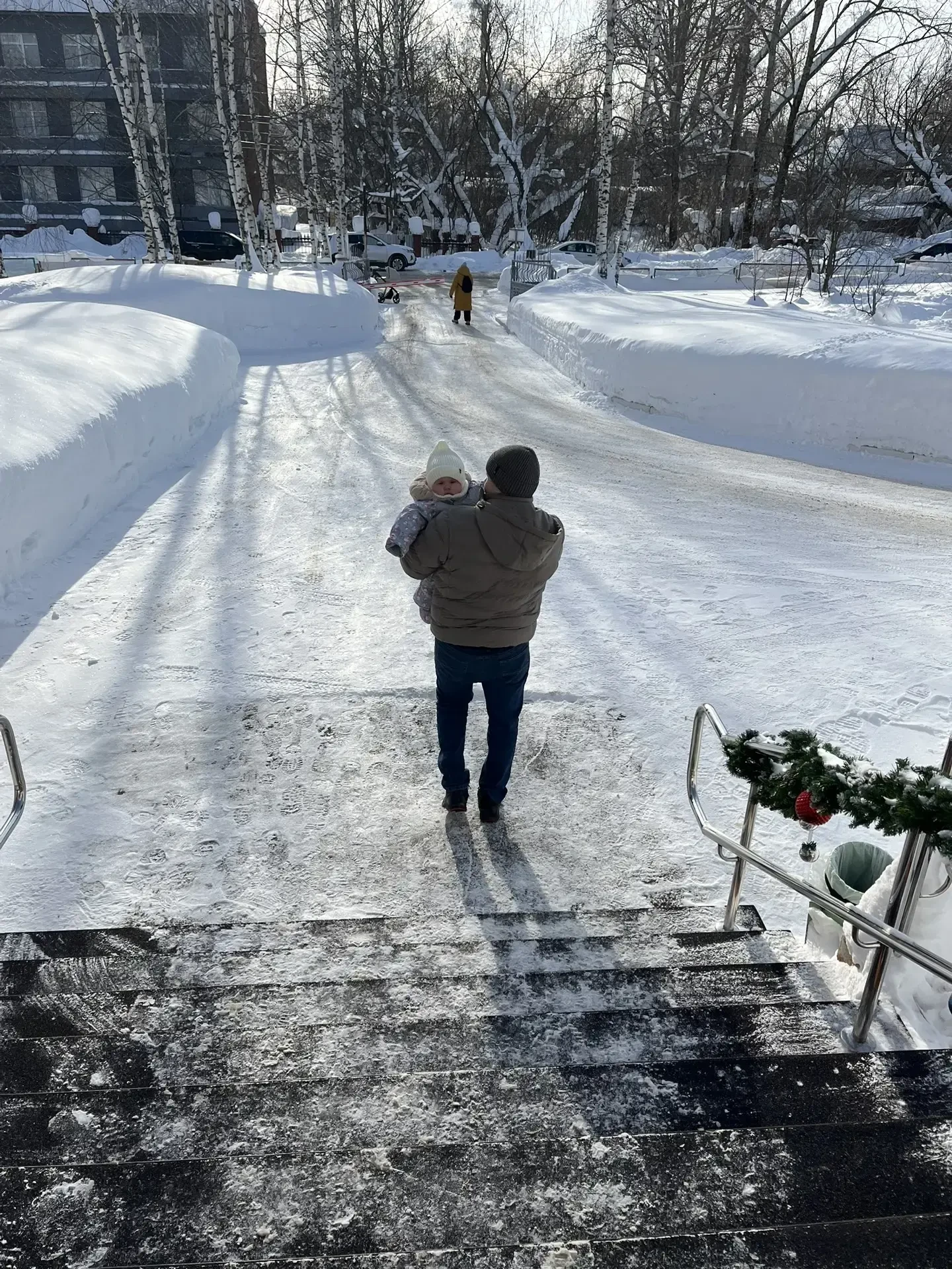 👋ДОМОЙ!👋 Сегодня мы  провожаем еще одну  нашу  воспитанницу. Пожелаем ей счастья, люб...
