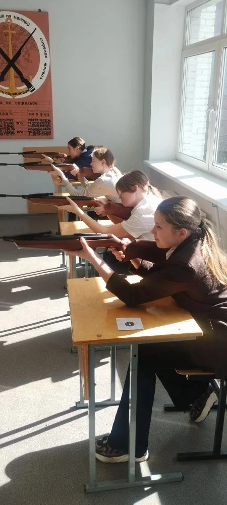 🎯 Сегодня в ГБУ ДО ДМЦ Кировского района Санкт-Петербурга "Юный моряк" состоялось знак...