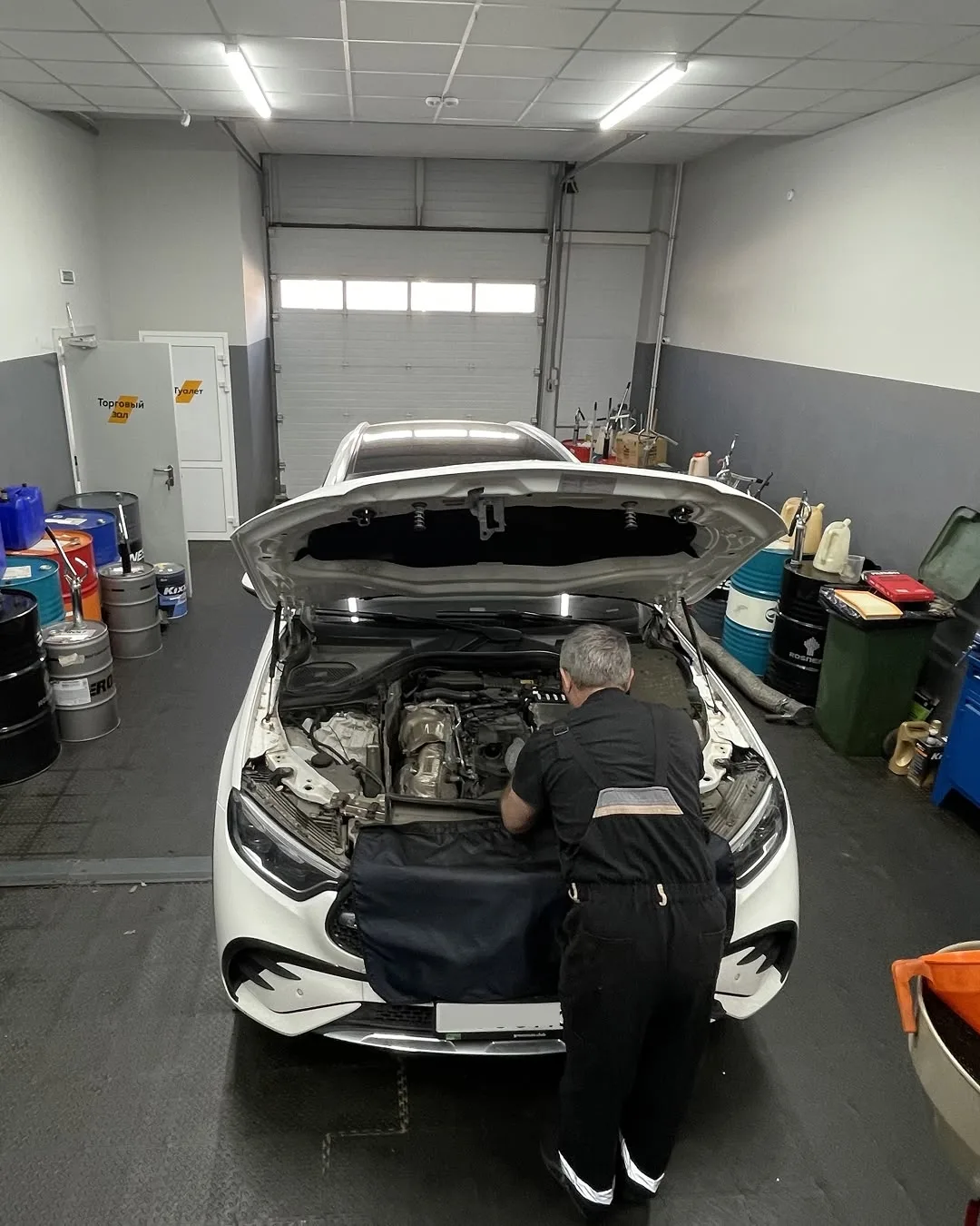 На сервисе — Mercedes-Benz GLC 300 4MATIC в кузове X254. Премиальный кроссовер, требующ...