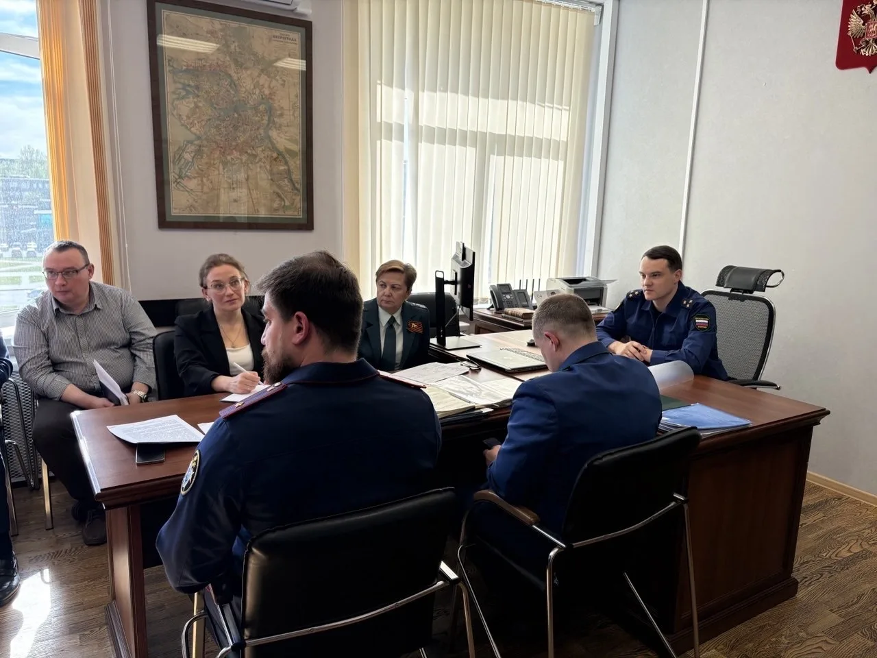 В прокуратуре Фрунзенского района г. Санкт-Петербурга под председательством прокурора района Павла Ч