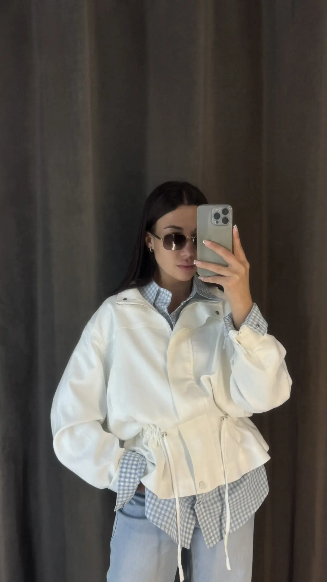 🩵

Бомбер 🏷️8500
Рубашка 🏷️4600
Джинсы 🏷️4500
Очки 🏷️1900