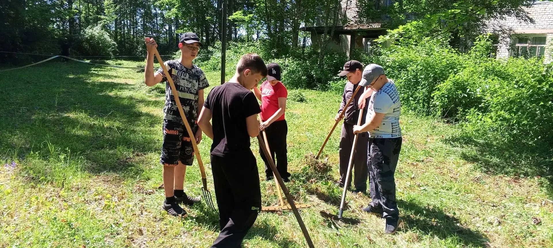 День 11 июня - отличная возможность проявить инициативу, старания и чувство признательности к своей 