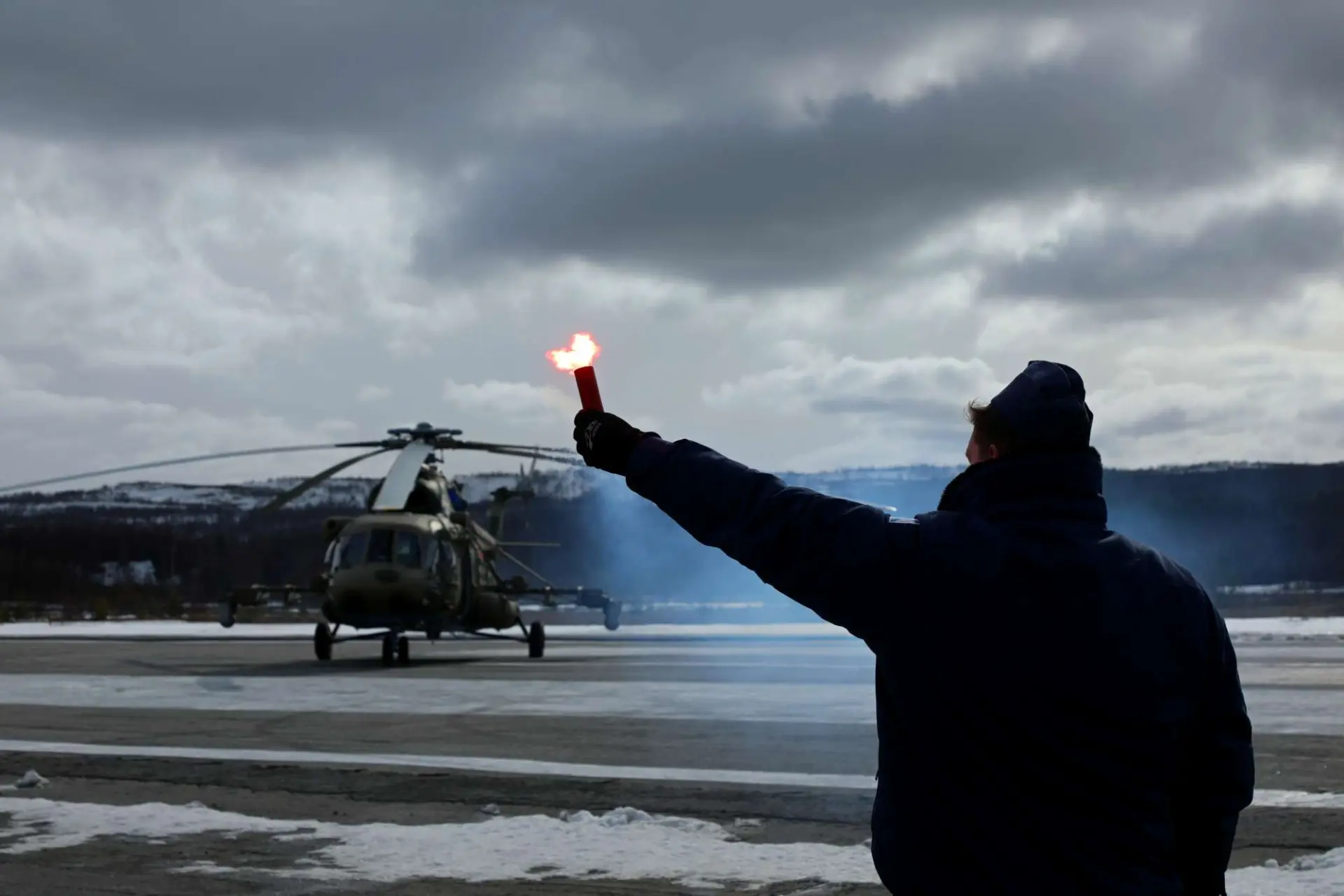 🚁 Специалисты поисково‑спасательной и парашютно‑десантной службы Северного флота по плану боевой под