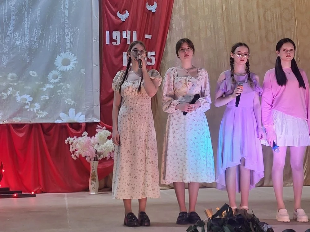 Под ярким салютом Великой Победы!