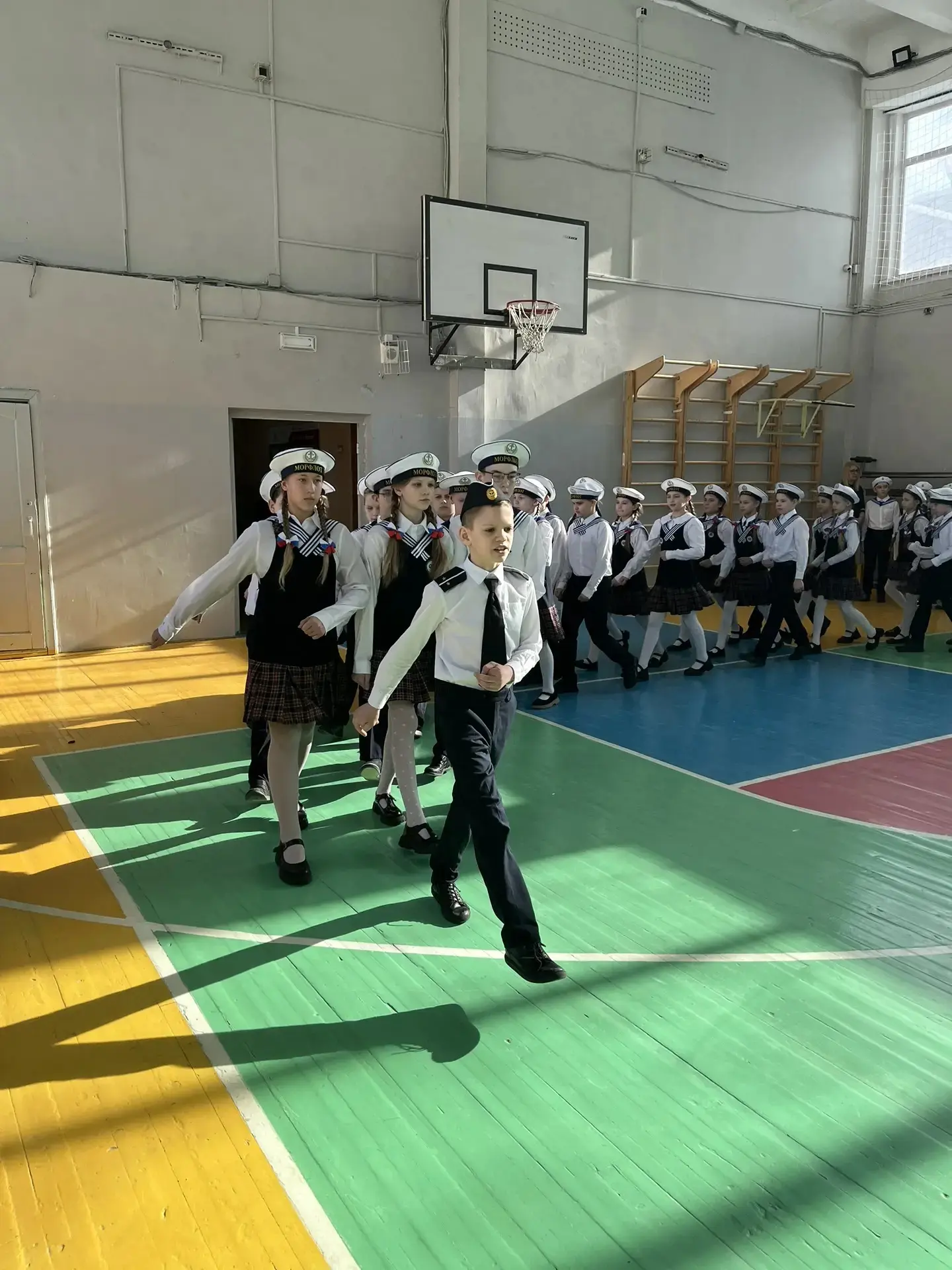 Сегодня прошли смотры строя и песни у 3-4 классов. Каждый взвод был награждён за победу в одной из н