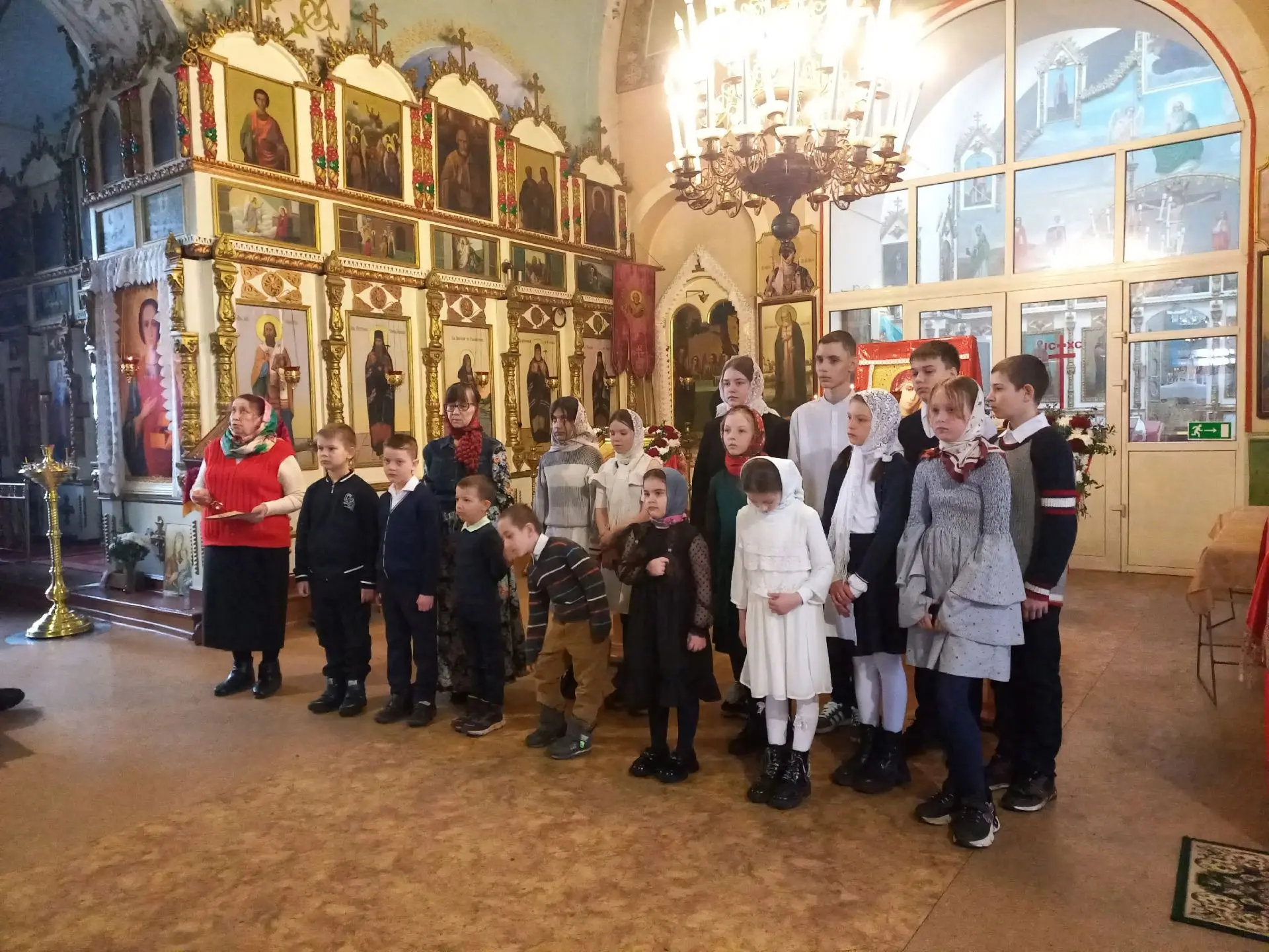 На Пасху  в нашем храме  иконы Казанской Божьей матери с. Путятино под руководством Мишиной В.В. про