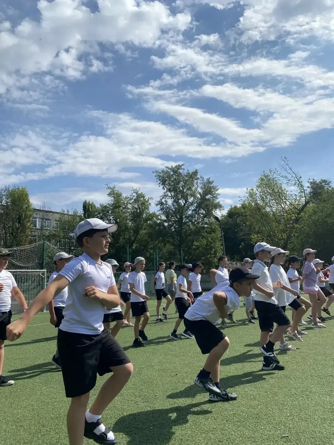 🏆🥇Первые выбирают спорт! 

🏀19 июня в пришкольном лагере «Дружба» состоялся спортивно-игровой пра