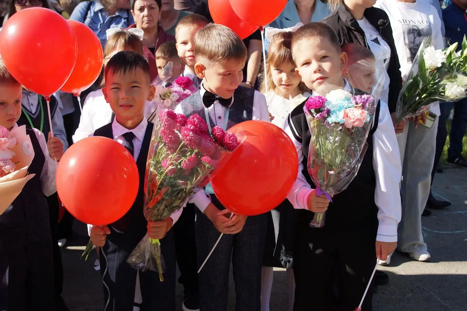 1 сентября 2026 года в МАОУ СОШ №31  города Южно-Сахалинска состоялась торжественная ли...