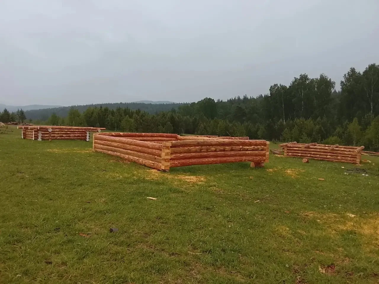 Продается готовый сруб 6-8