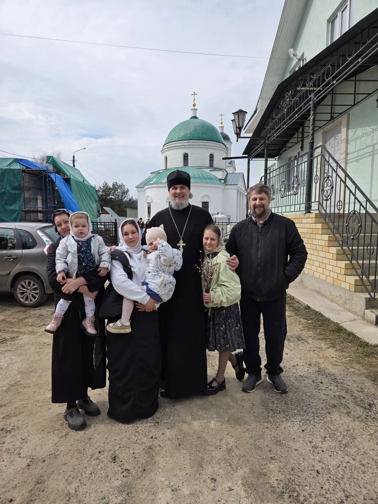 «Кто отлучит нас от любви Божией: скорбь, или теснота, или гонение?» (Рим. 8:35), – задается вопросо