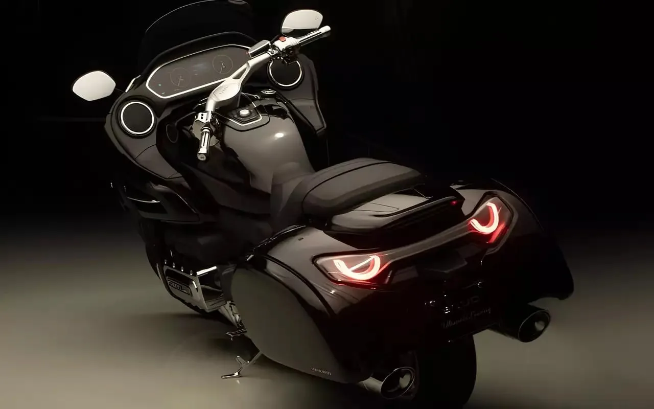 На замену Honda Gold Wing Great Wall Souo — первый в мире мотоцикл с горизонтально-оппозитным 8-цили