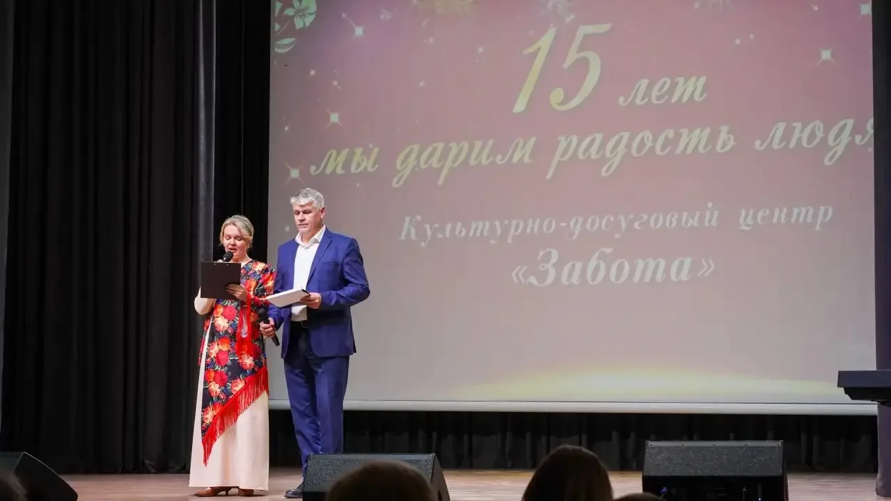 Поздравляю вологжан серебряного возраста с праздником!