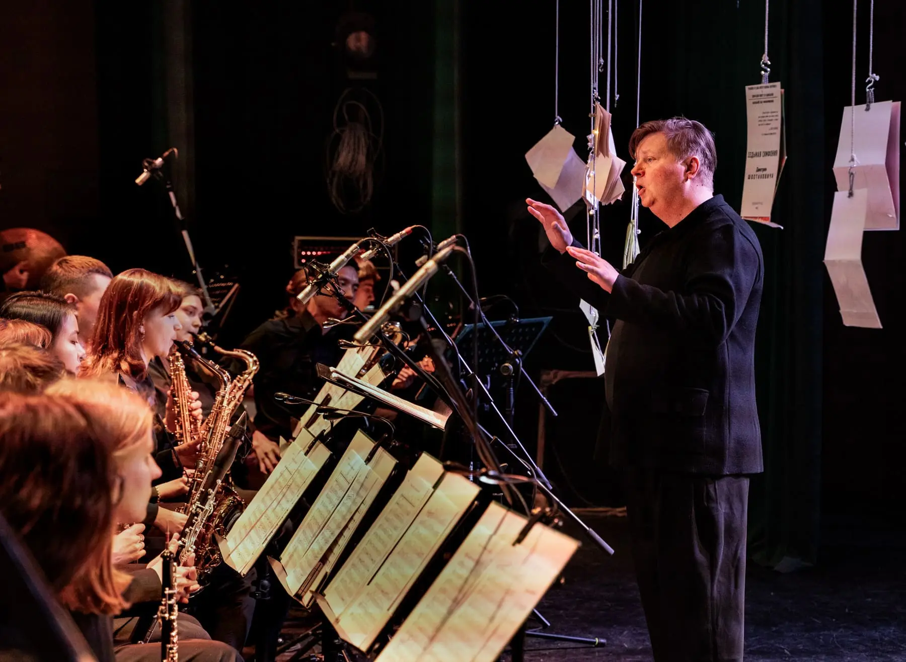 🎼 В СПбГИК состоялся театрализованный концерт «Баллада о борьбе», посвящённый 81-й годовщине Победы 