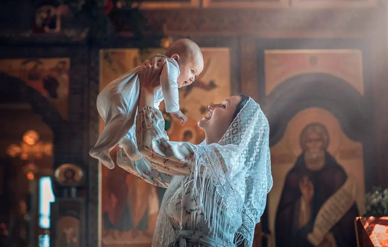 Есть радости лёгкие и радости трудные. Рожать и воспитывать детей — трудная, но самая г...