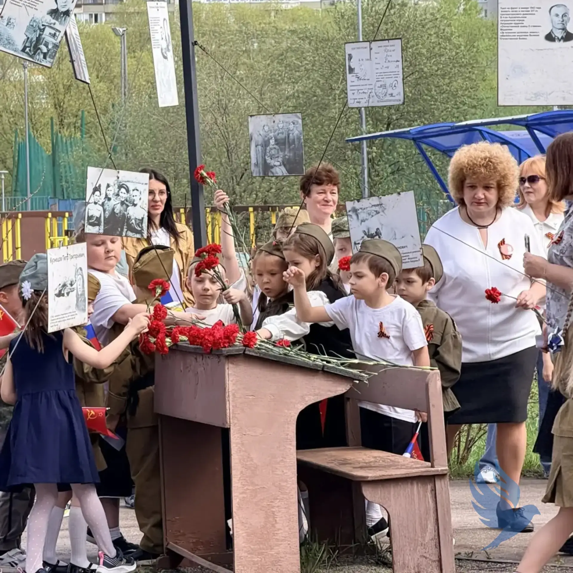 🕯️ Помним. Гордимся. Чтим.  🇷🇺 Наша школа принимает участие в городском проекте «Мой героический рай