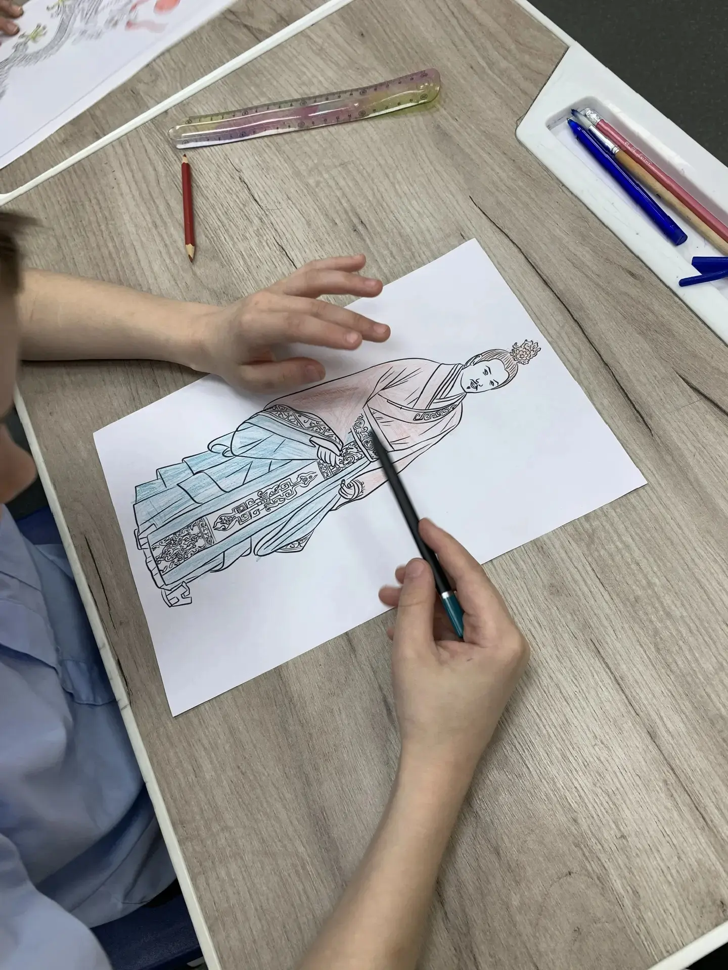 🐲В рамках «Дня китайской культуры» в нашей школе прошло занятие, которое объединило творчество, фант