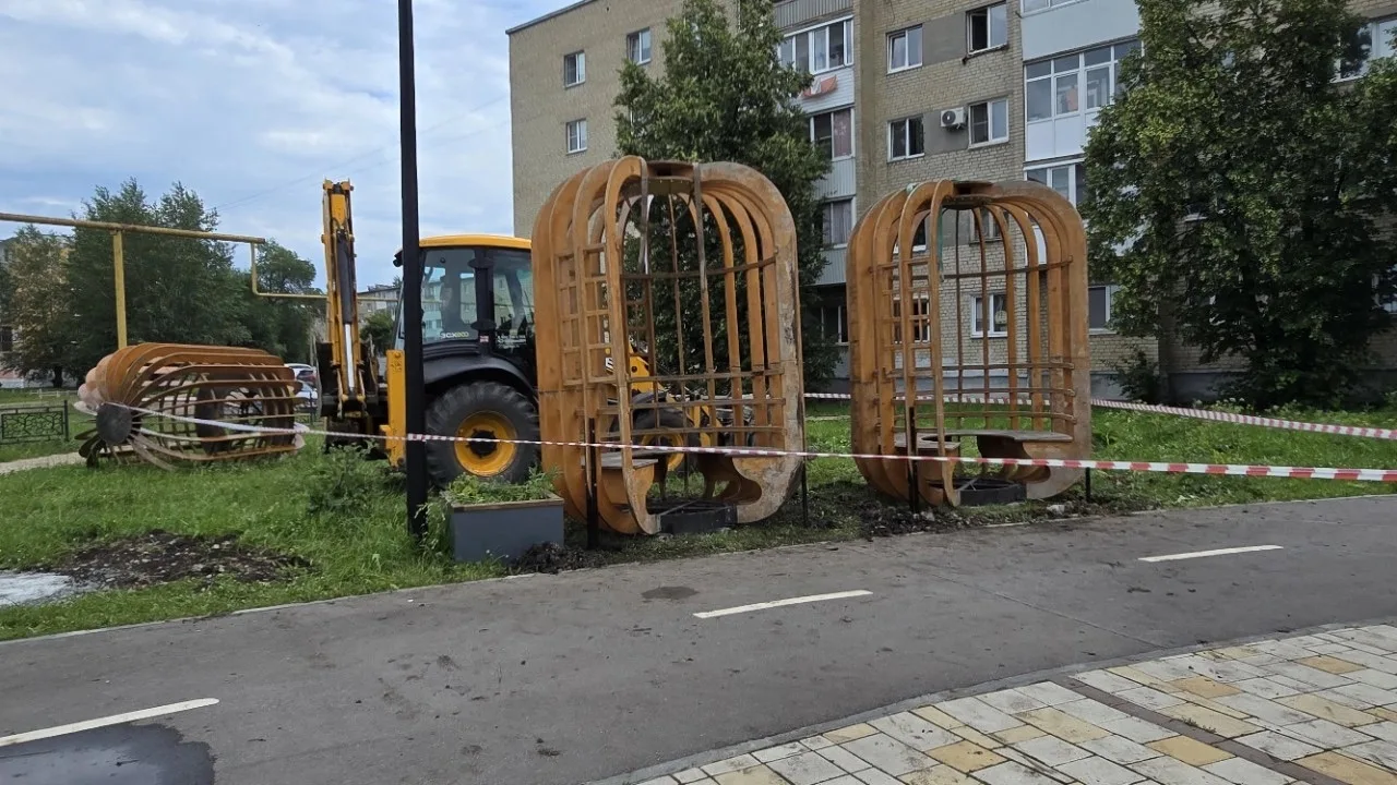 🛠 На Аллее по улице Тевосяна начали подготовку к ремонту тепловых сетей

Для будущего ремонта уже п
