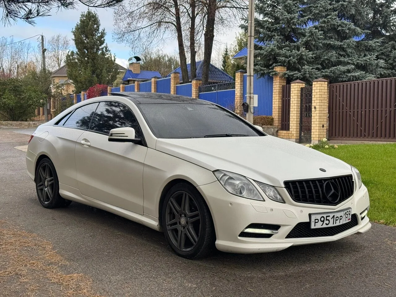Mercedes-Benz E W212, 1.8T AT (204 л.с.)