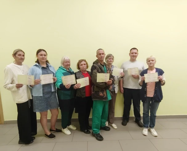 В Малой Вишере сотрудники дома социального обслуживания успешно окончили курсы повышения квалификаци