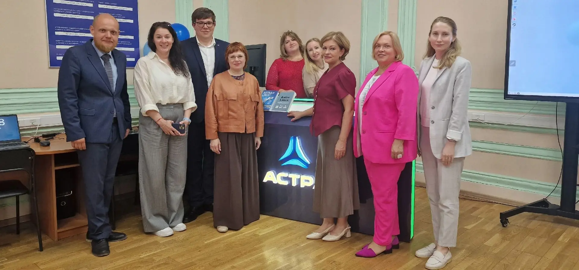 В ИМЦ Петроградского района дали старт проекту «Астра-лаборатория» — центру компетенций, обеспечиваю