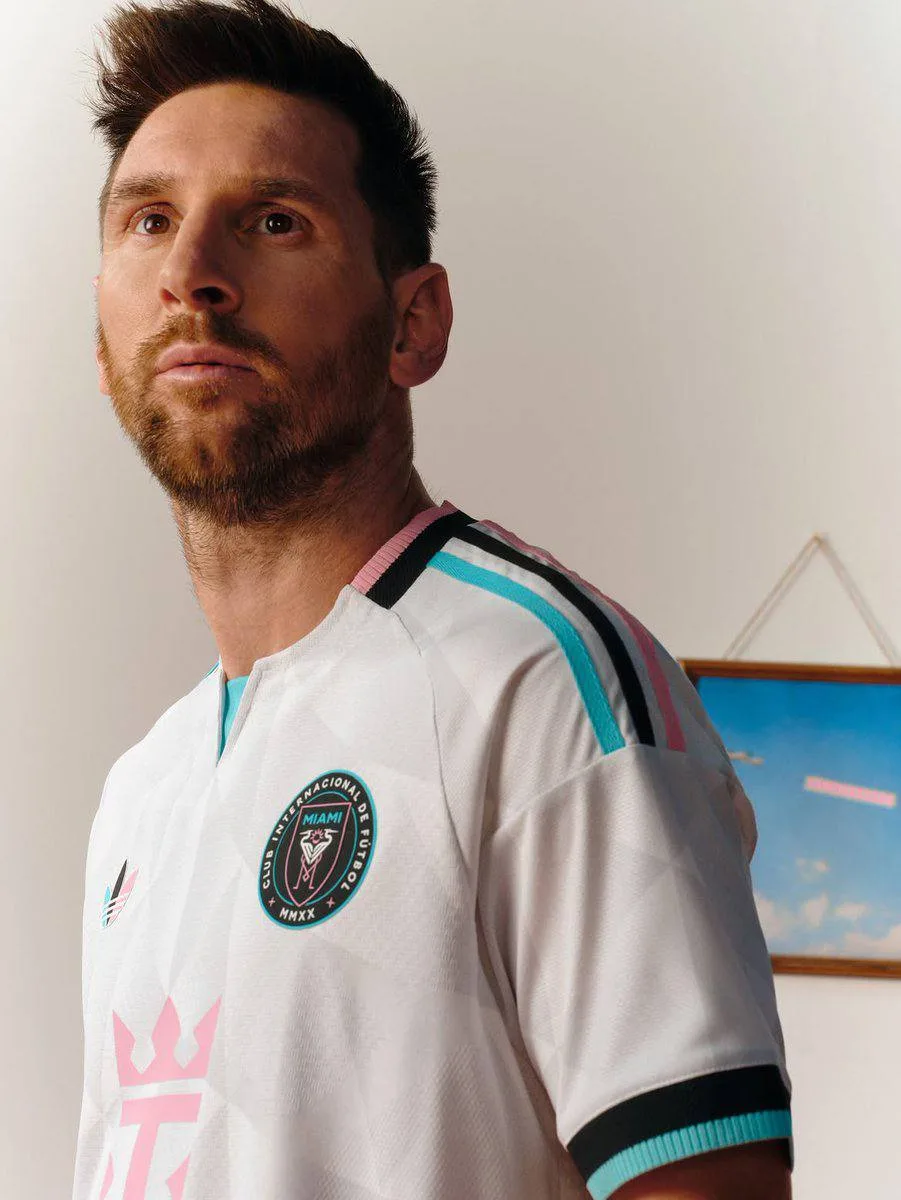 ✔️⚽️ ОФИЦИАЛЬНО: «Интер Майами» представил третью форму на сезон 2026.