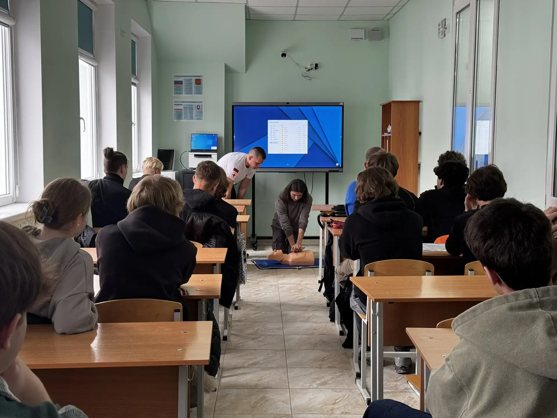 🏥  Насыщенные дни военных сборов в колледже!  В рамках военных сборов и федерального проекта «Поддер
