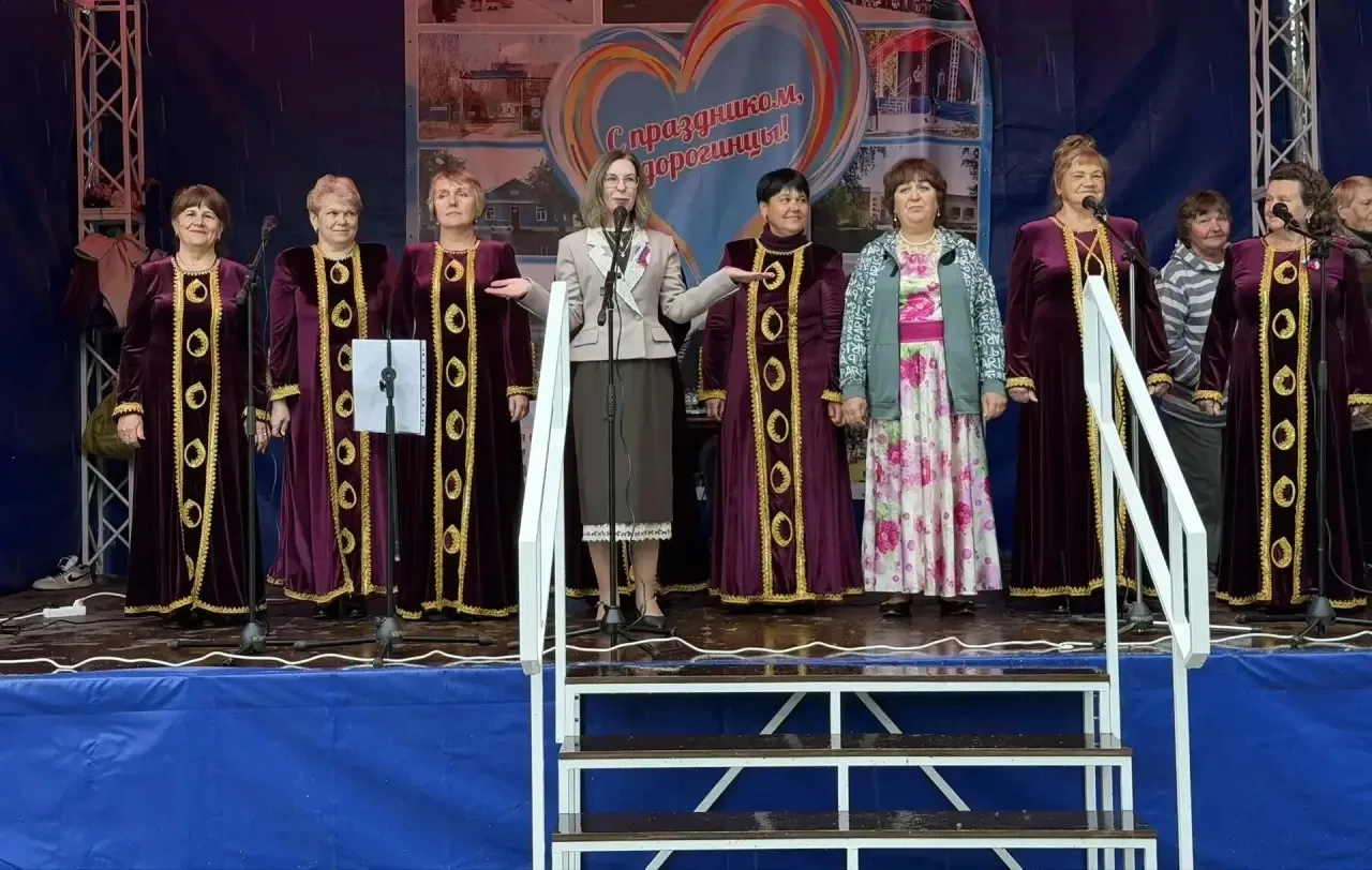 🎉 «Под флагом Отчизны»: праздник в парке «Берёзовая роща»! 🎉