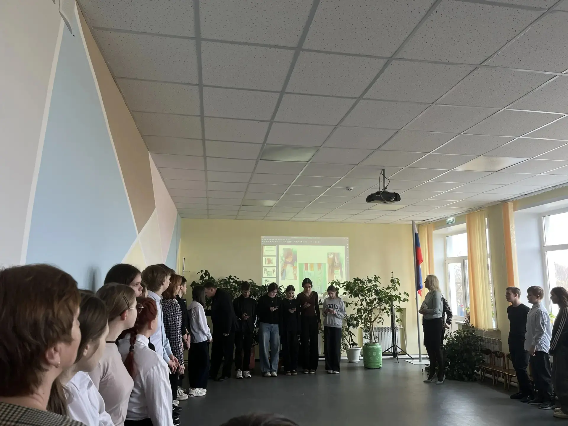 В понедельник, 13 апреля, школа открыла новый этап учебного года традиционными мероприя...