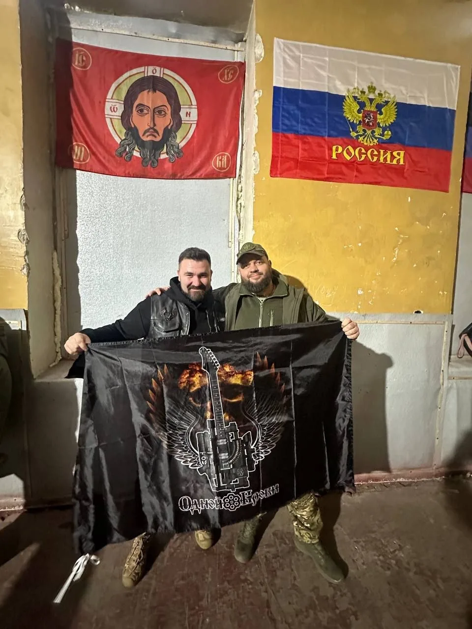 Коля, дорогой наш человек! С днëм рождения тебя. Будь счастлив. Обнял по братски.