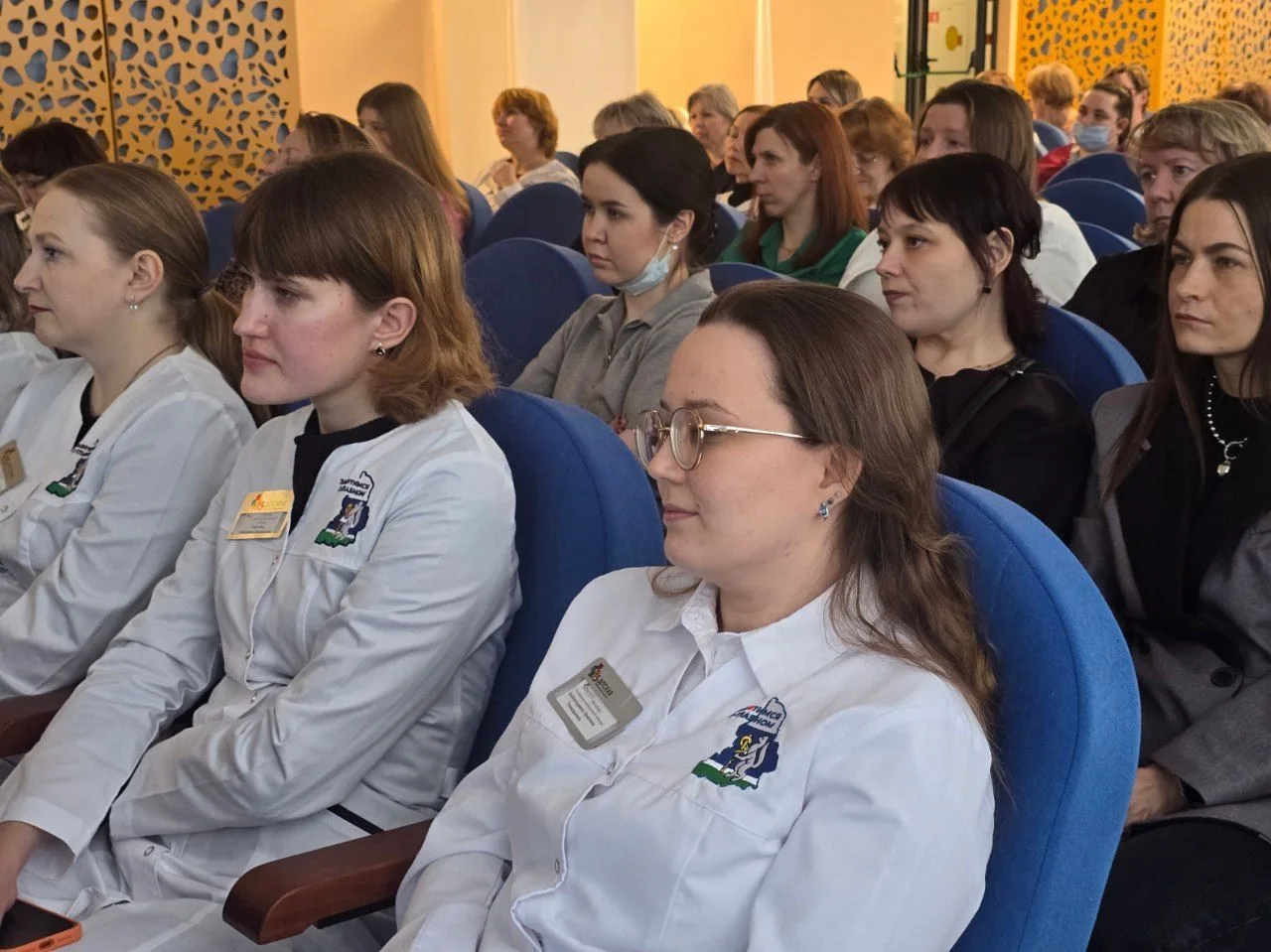 👩‍⚕ День фельдшера в Екатеринбурге представители специальности отметили научно-практической конферен