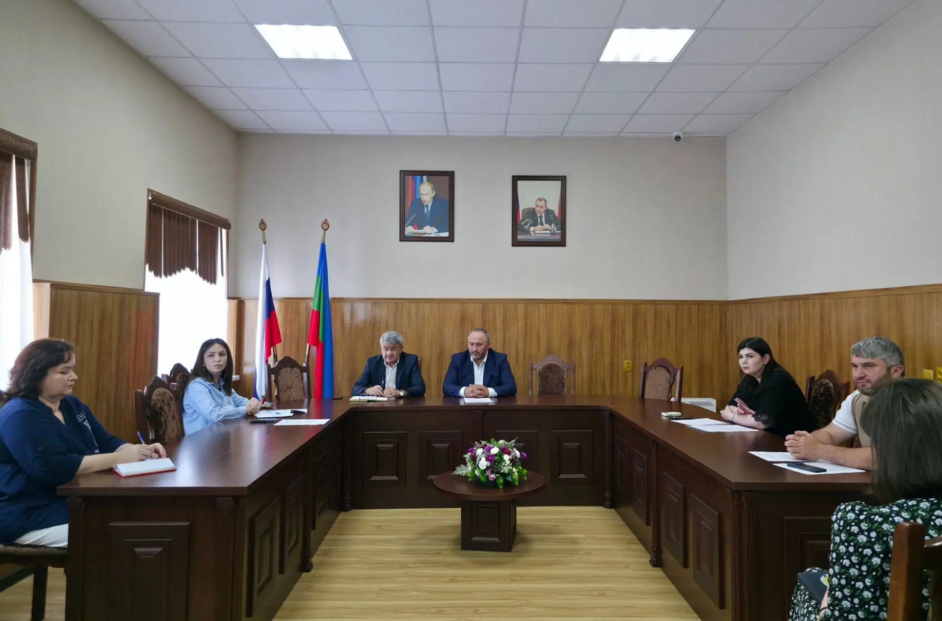 Новую рабочую неделю начал с расширенного планерного совещания с моим заместителем, рук...