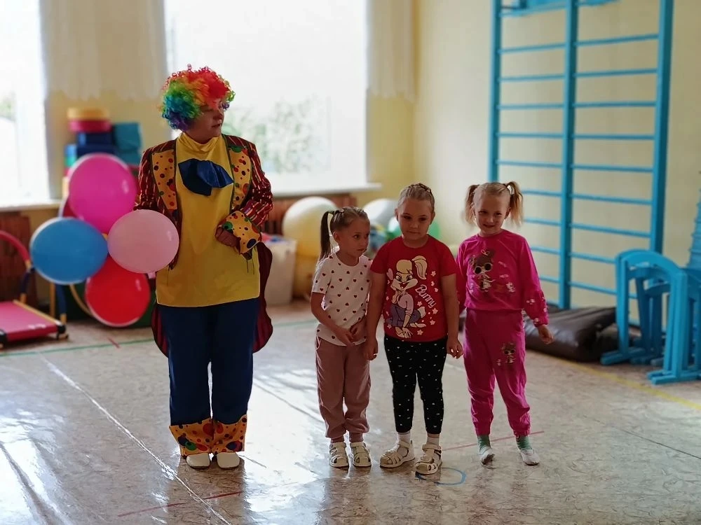 🎉🎉🎉Много праздников на свете, всех не сосчитать!