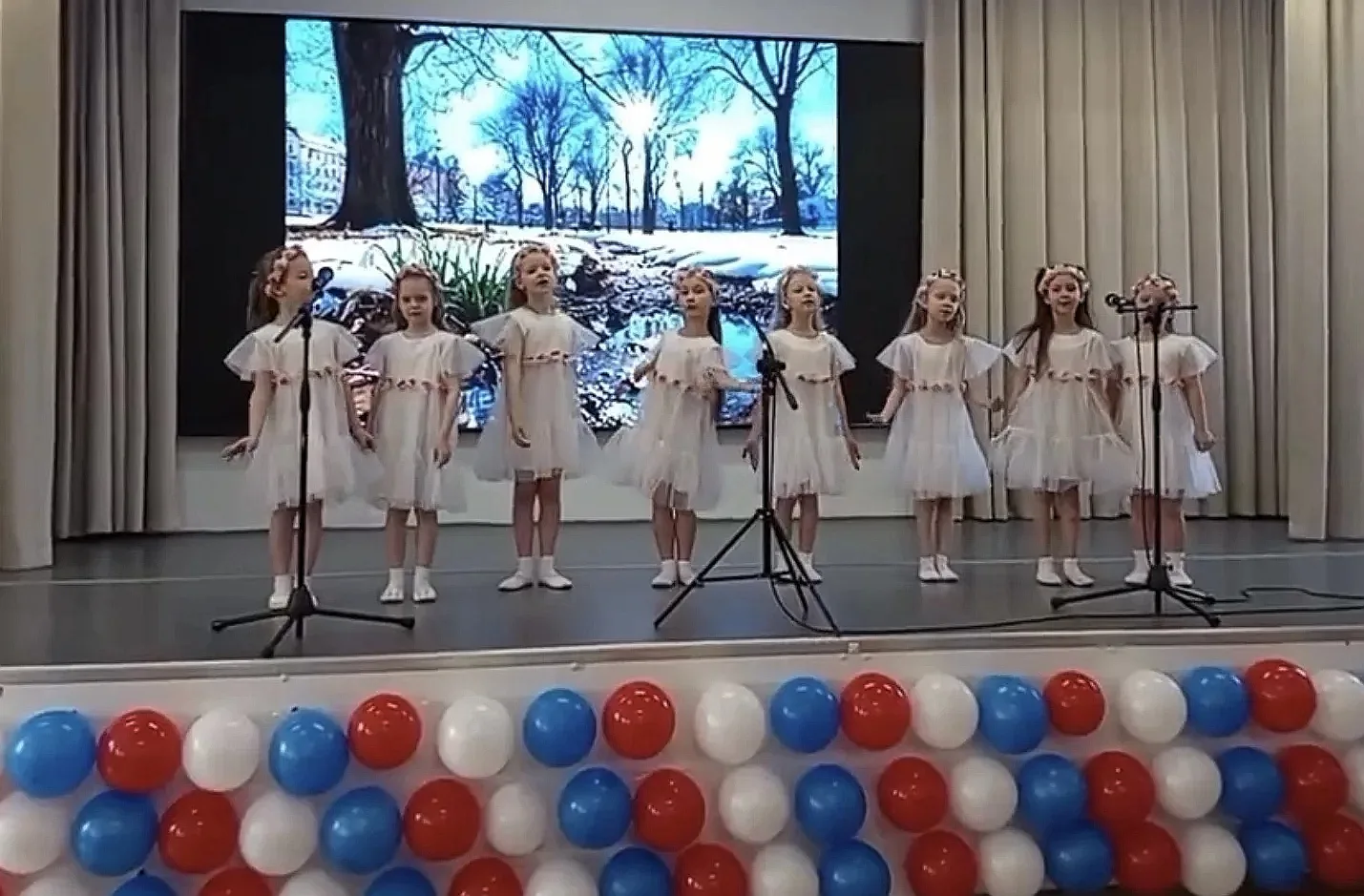 🎶✨ Творческий коллектив нашего детского сада принял участие в городском фестивале патр...